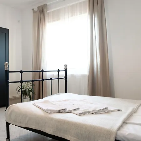 Antic Apartments Bucureşti Exterior foto