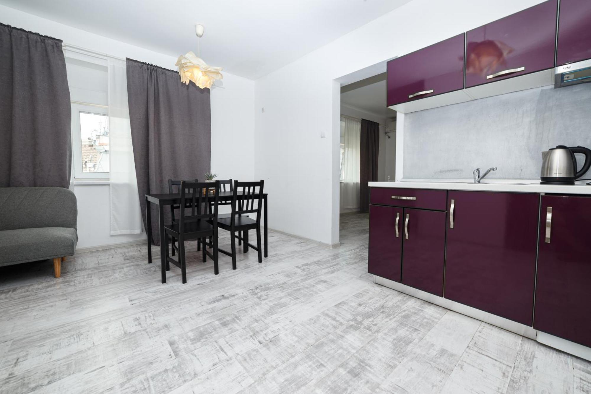 Antic Apartament Bucureşti