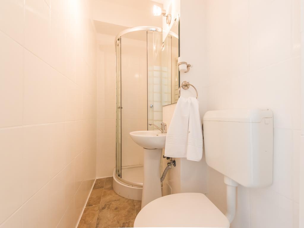 Antic Apartament *