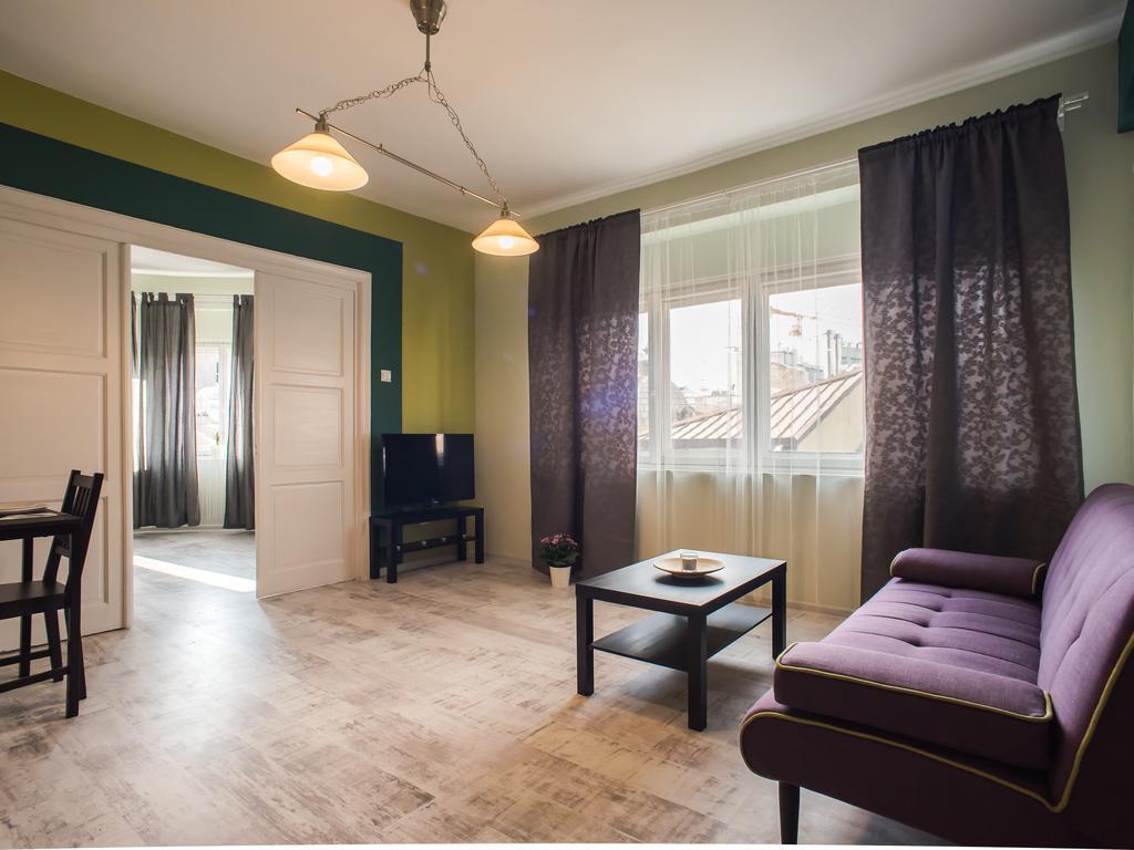 Apartament Antic *